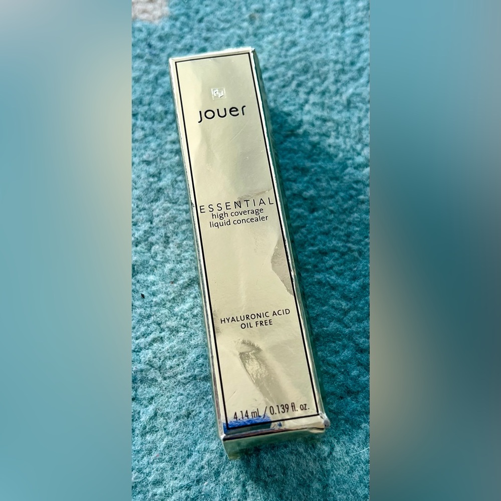 Jouer Essential High Coverage Liquid Concealer in Honey